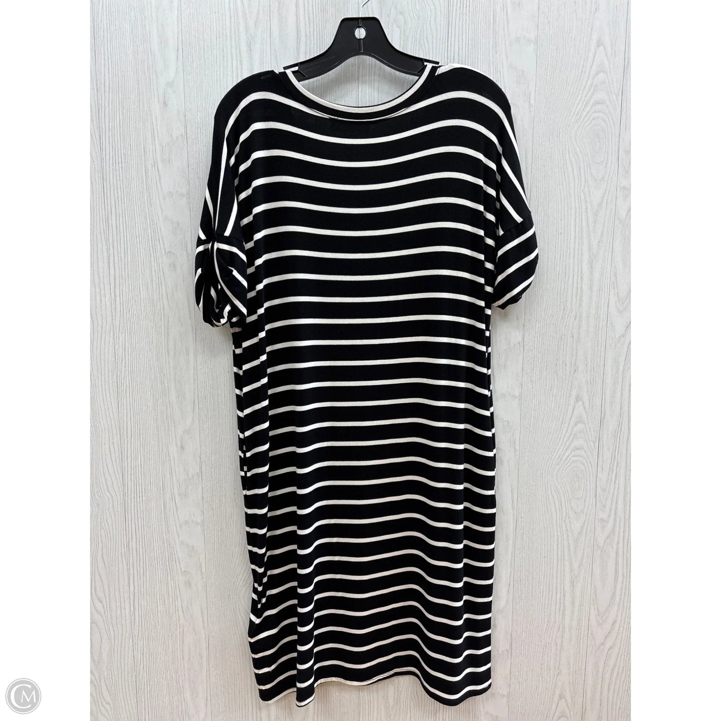 Dress Casual Midi By Zenana Outfitters In Black & White, Size: S