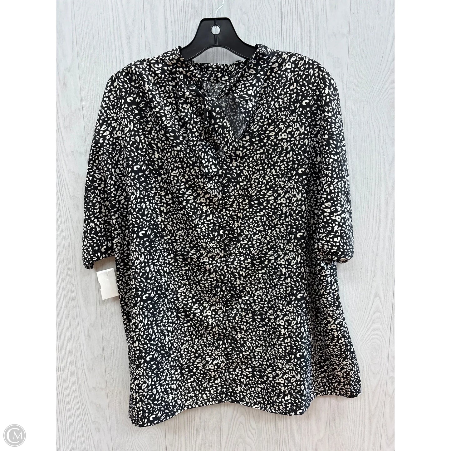 Top Short Sleeve Basic By Clothes Mentor In Leopard Print, Size: Xl