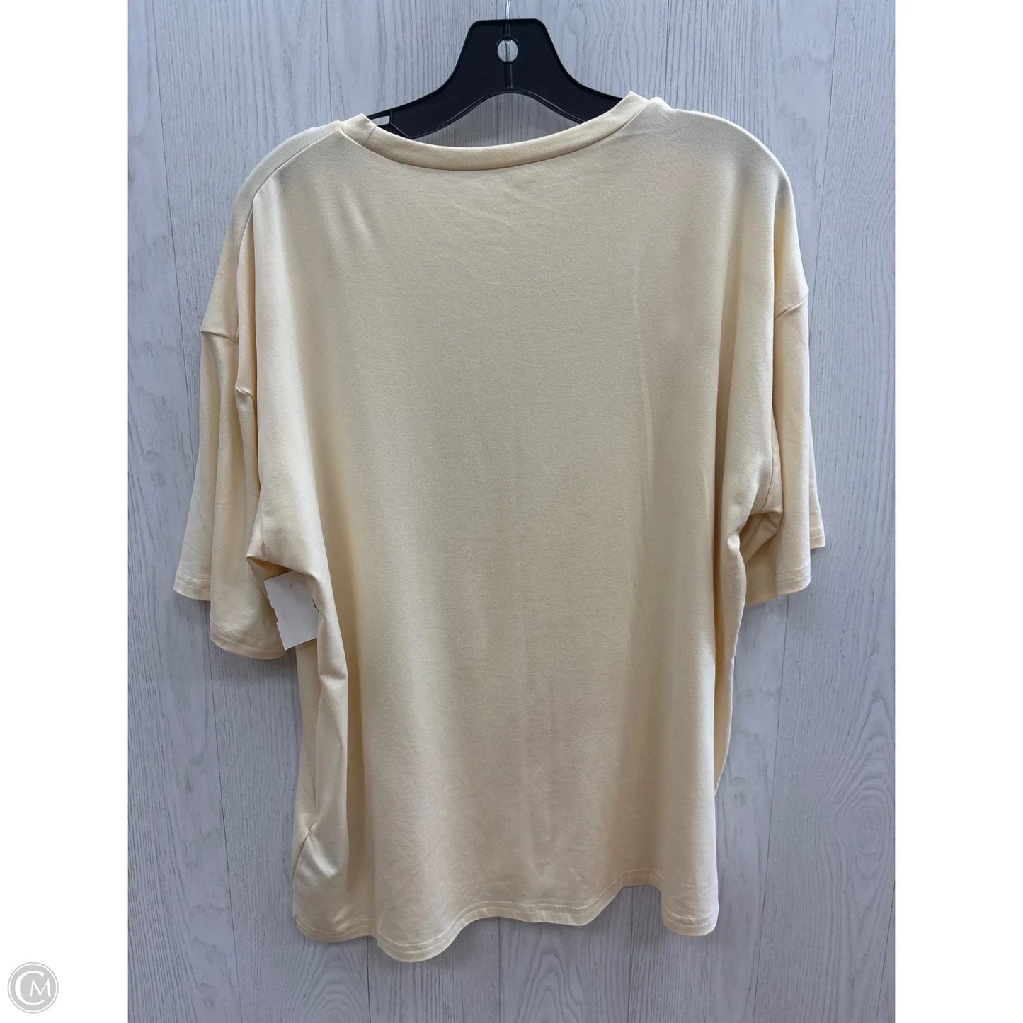 Top Short Sleeve By Shein In Cream, Size: L