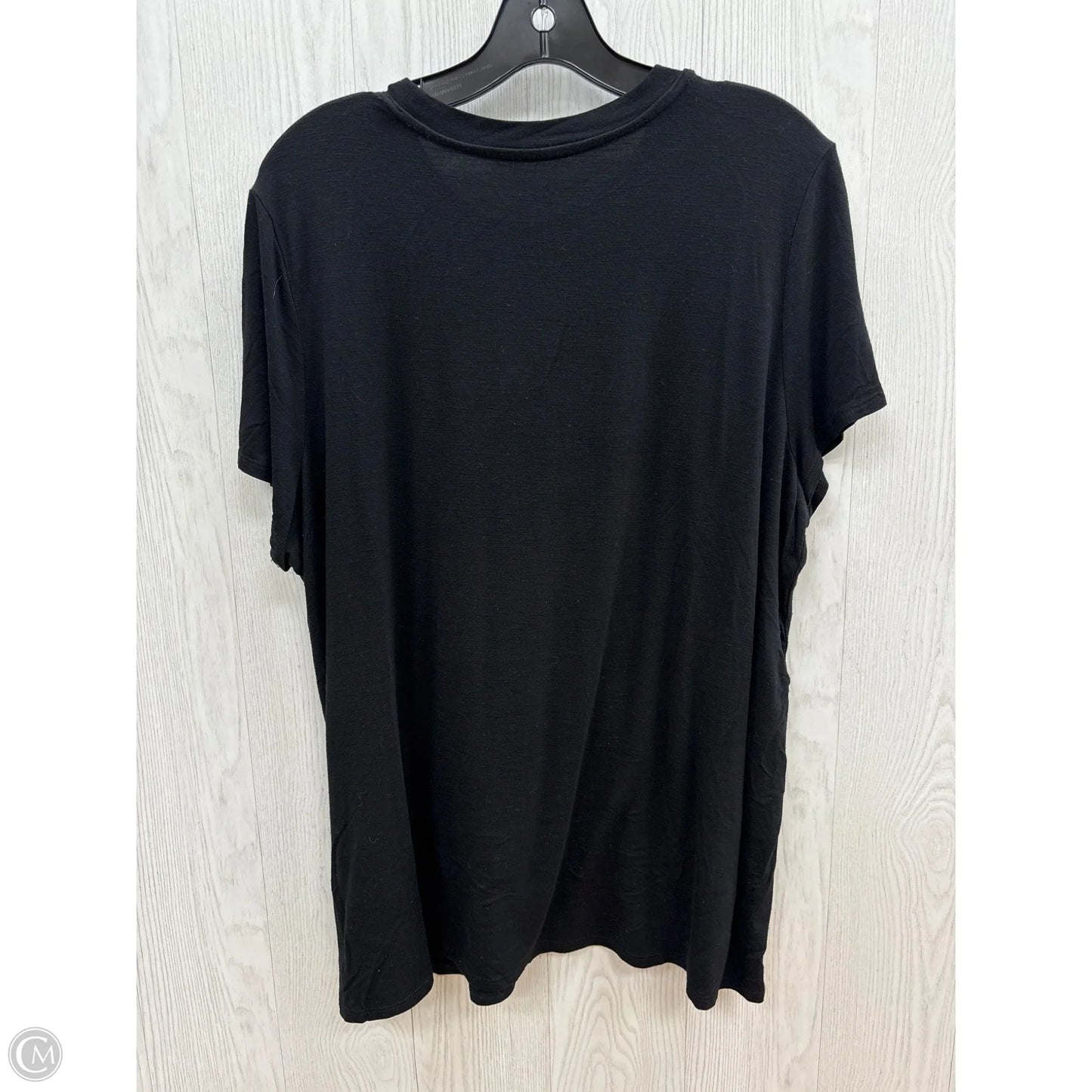 Top Short Sleeve By Maurices In Black, Size: 1x