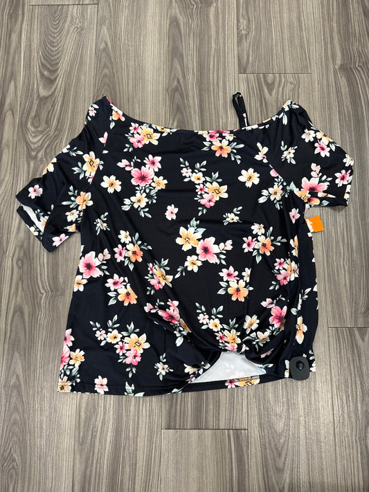 Top Short Sleeve By Shein  Size: 2x