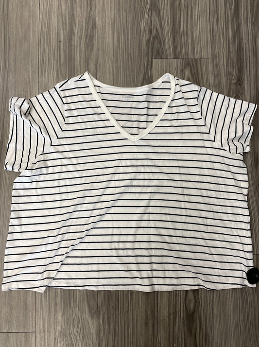Top Short Sleeve By Old Navy  Size: 3x