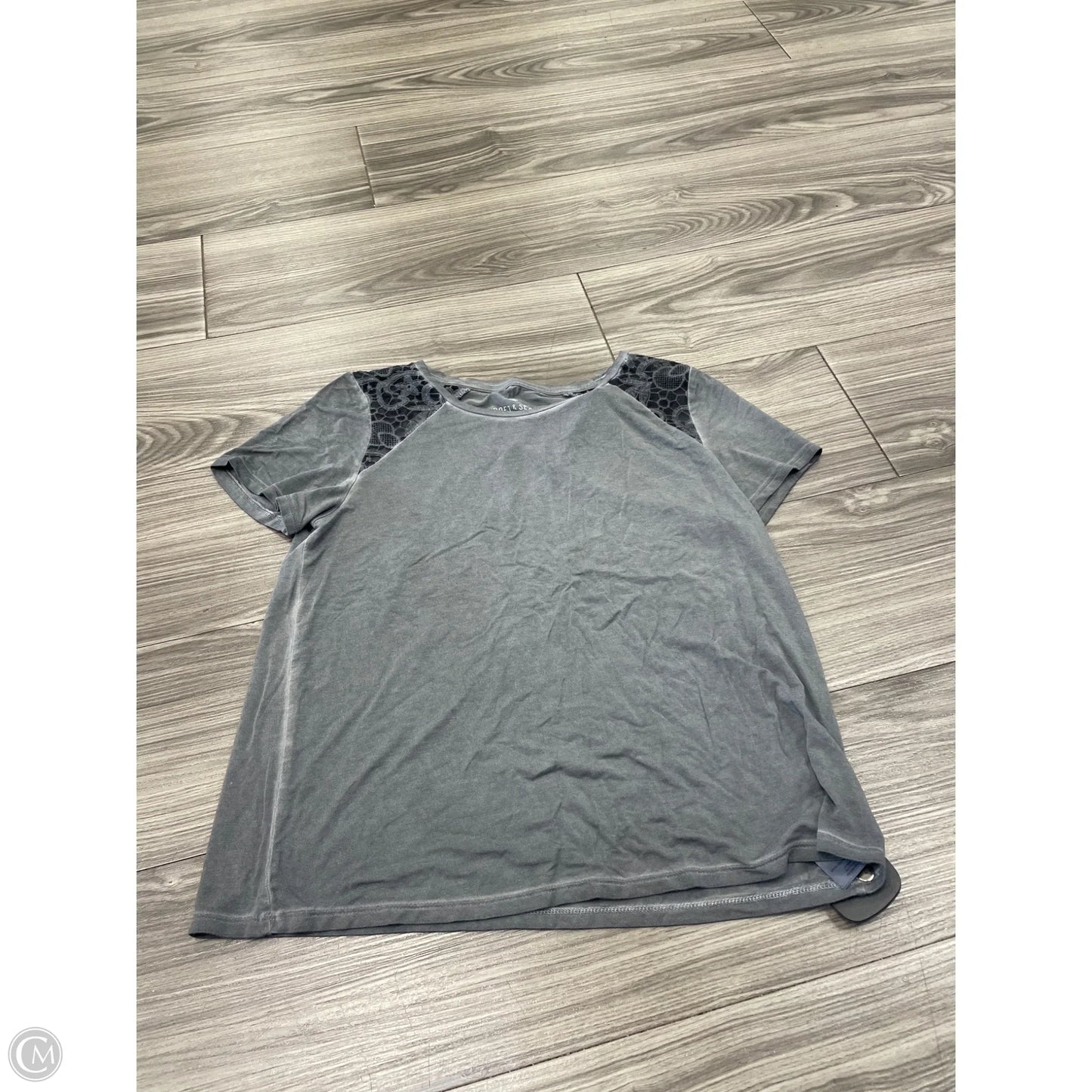 Top Short Sleeve By American Eagle In Grey, Size: S