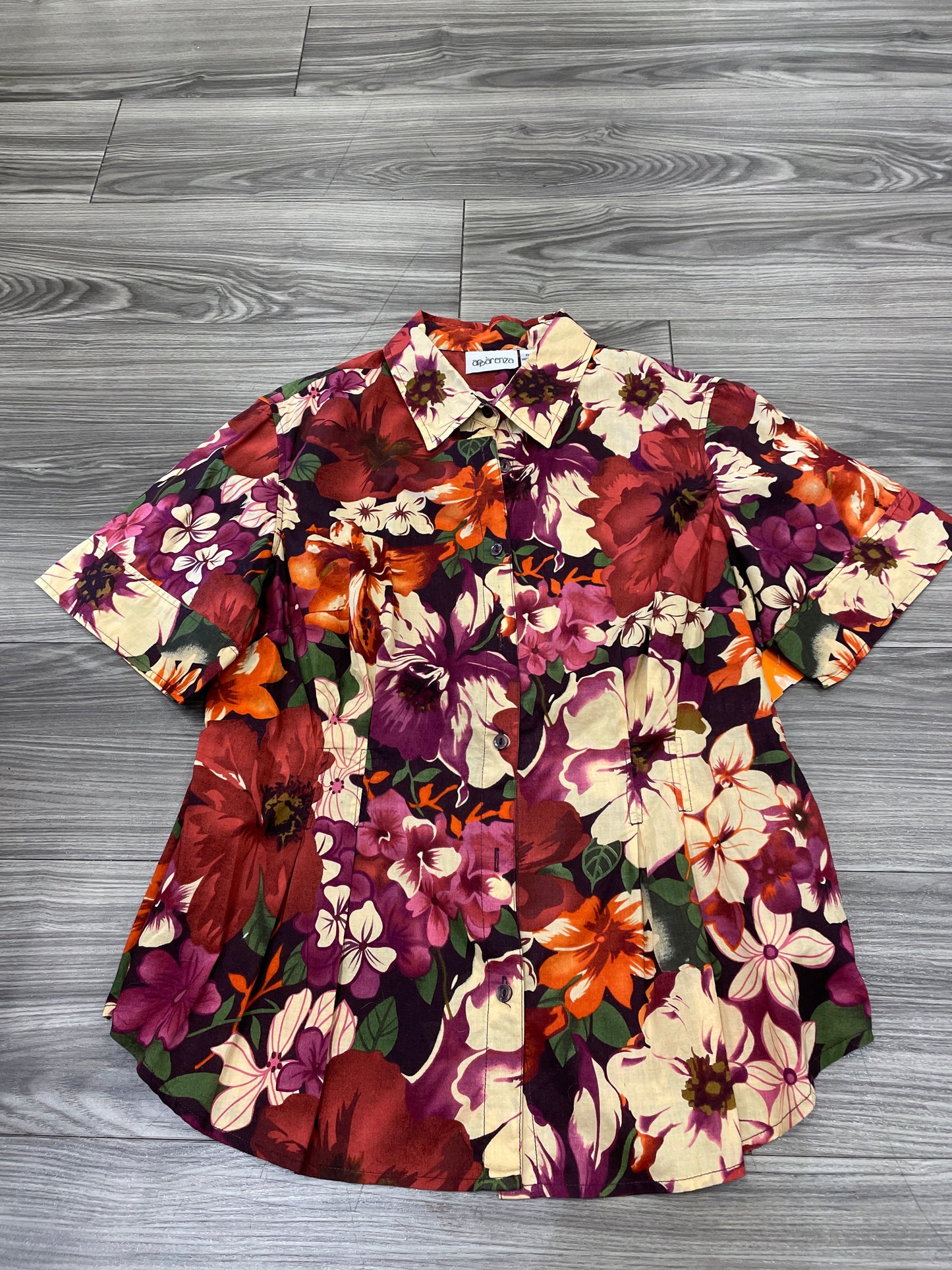 Top Short Sleeve By Apparenza Size: Xl