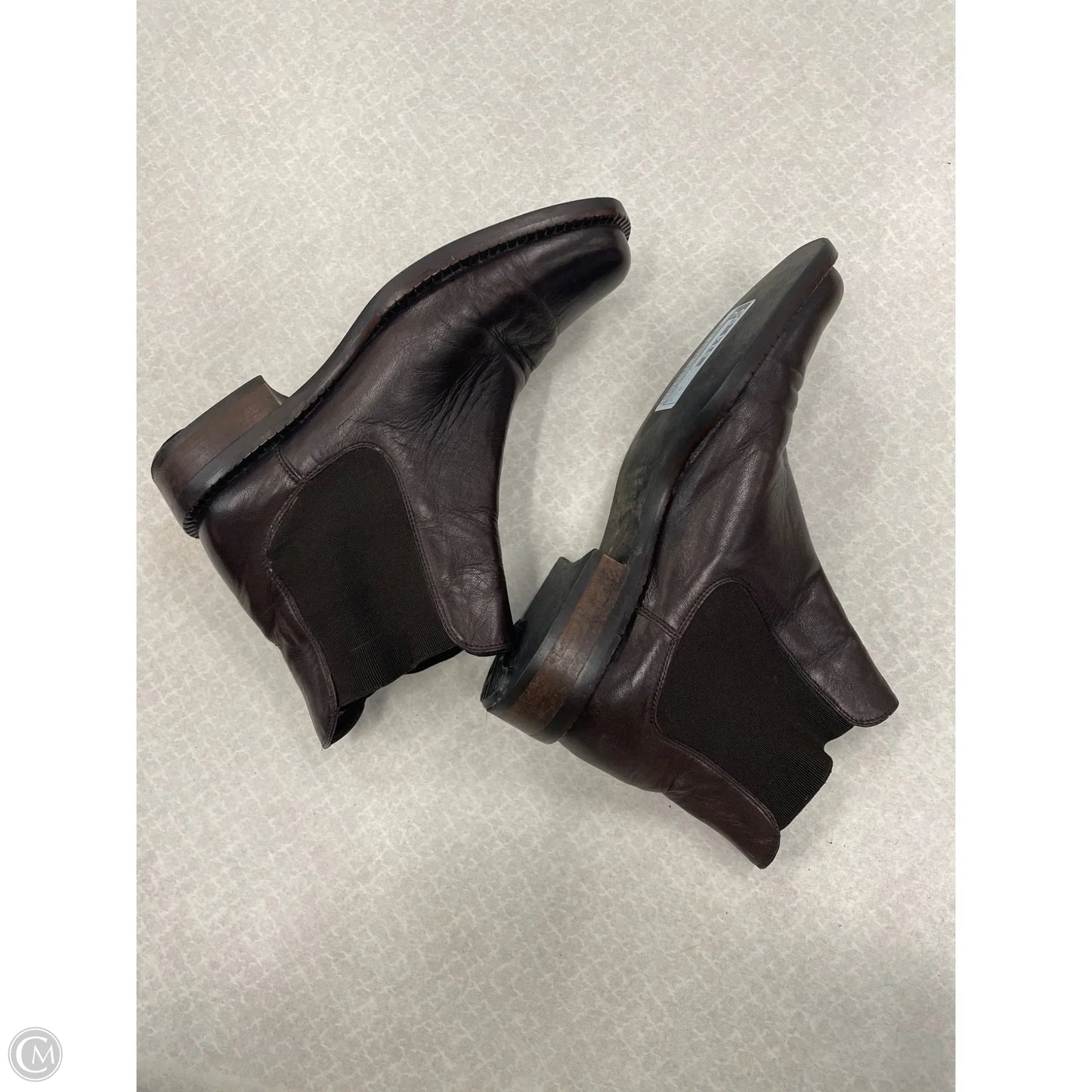 Boots Ankle Flats By Hugo Buscati In Brown, Size: 5