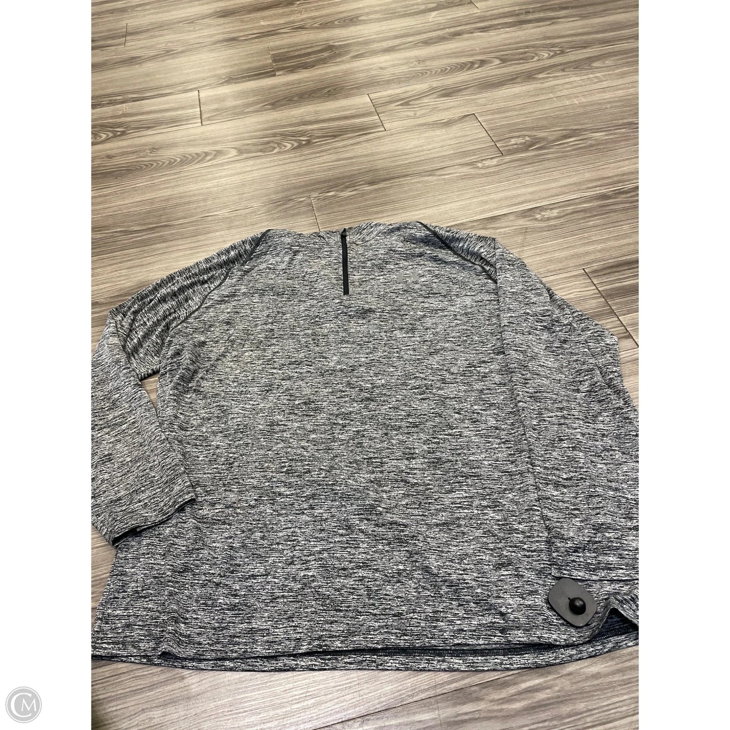 Athletic Top Long Sleeve Collar By Under Armour In Grey, Size: Xxl