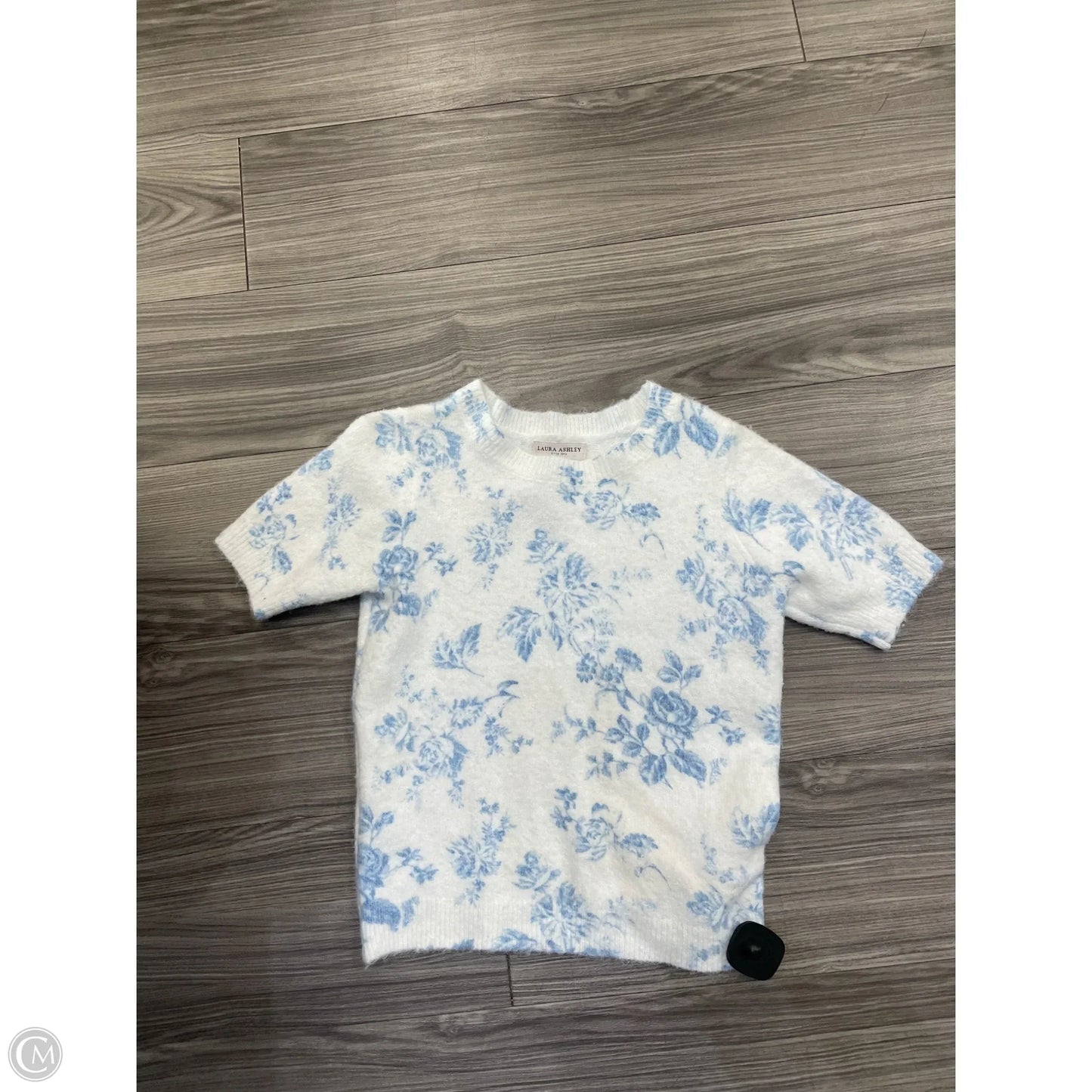 Top Short Sleeve By Laura Ashley In White, Size: Xs