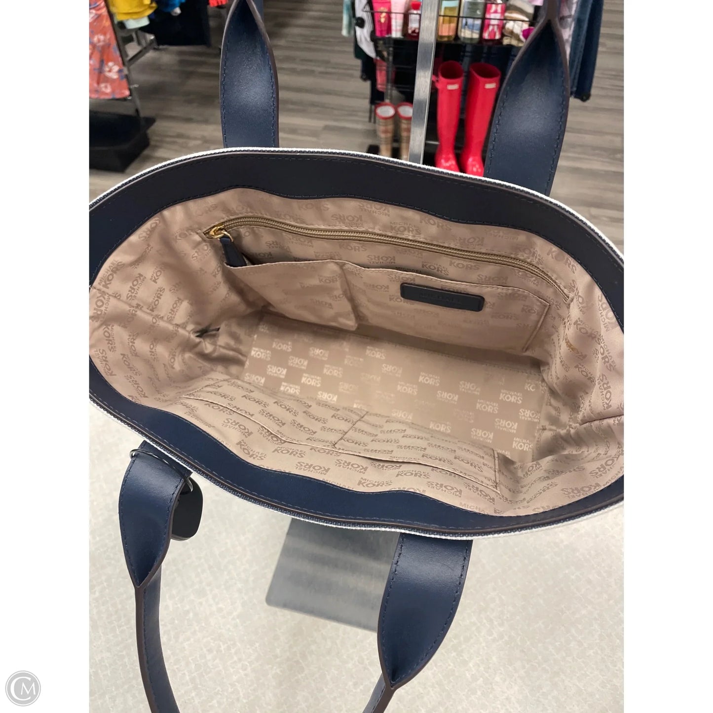 Handbag Designer By Michael Kors, Size: Medium