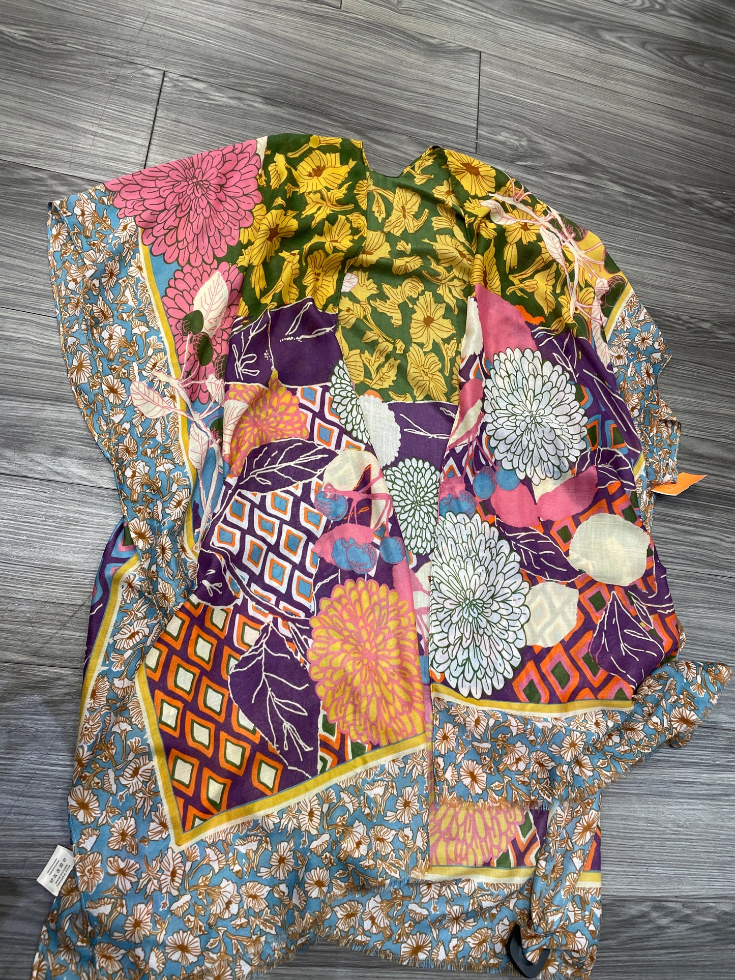 Shawl By Clothes Mentor Size: Onesize