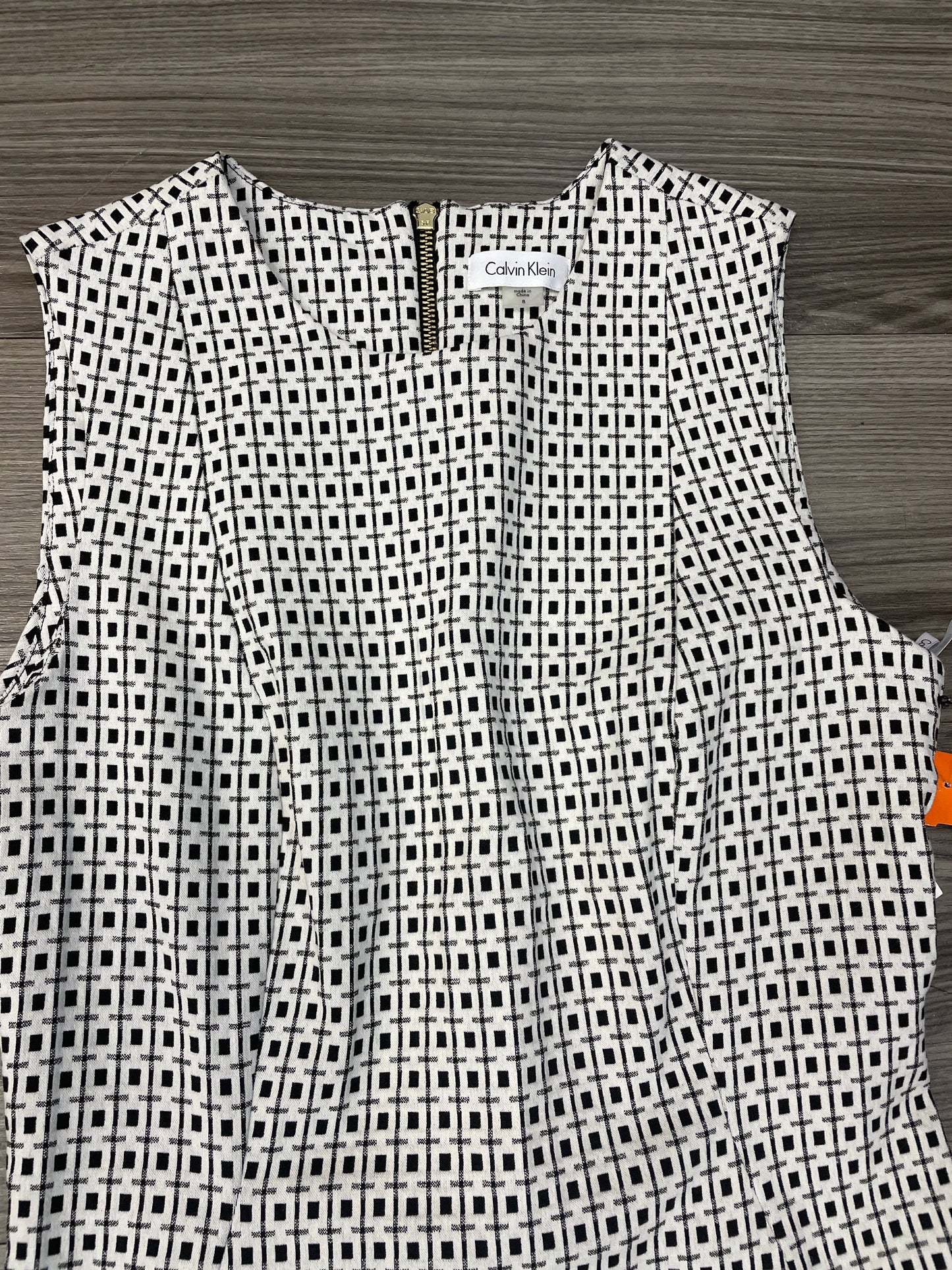 Dress Casual Midi By Calvin Klein Size: 8