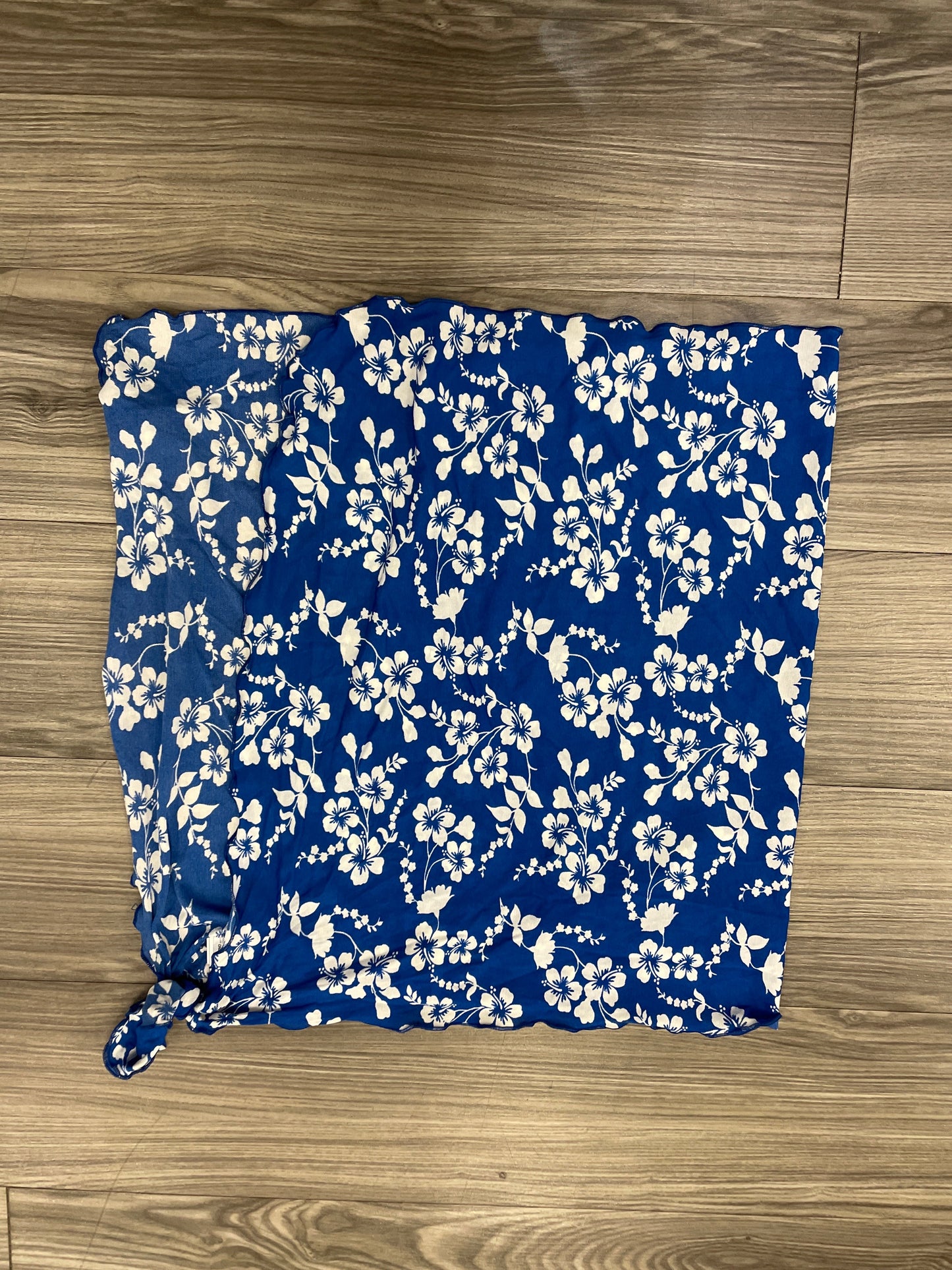 Swimwear Cover-up By Clothes Mentor Size: Onesize