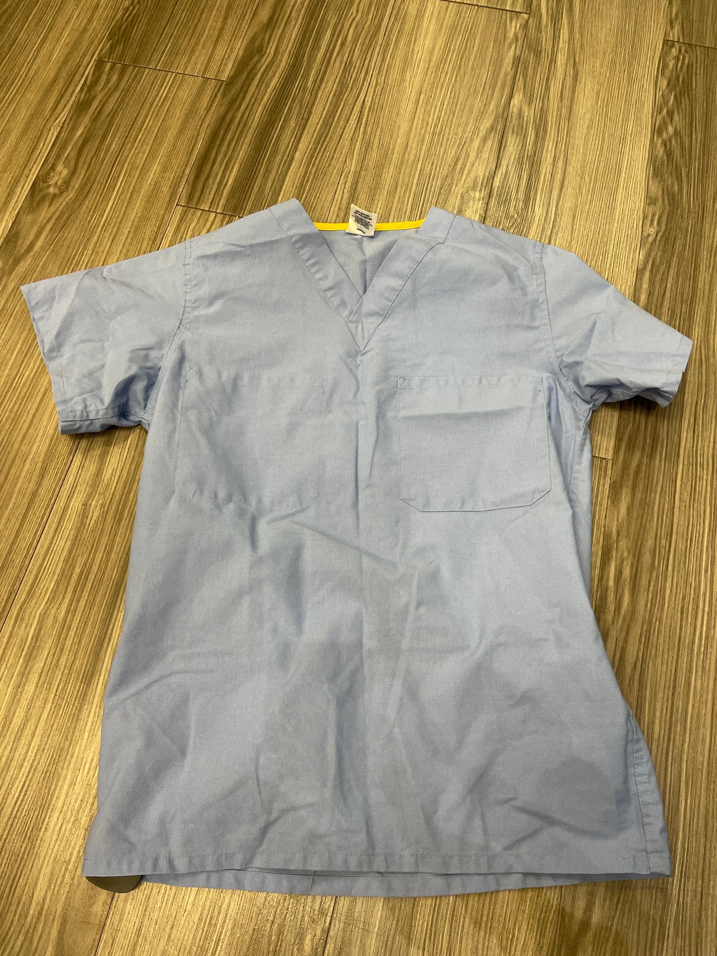 Top Short Sleeve By Clothes Mentor Size: Xs