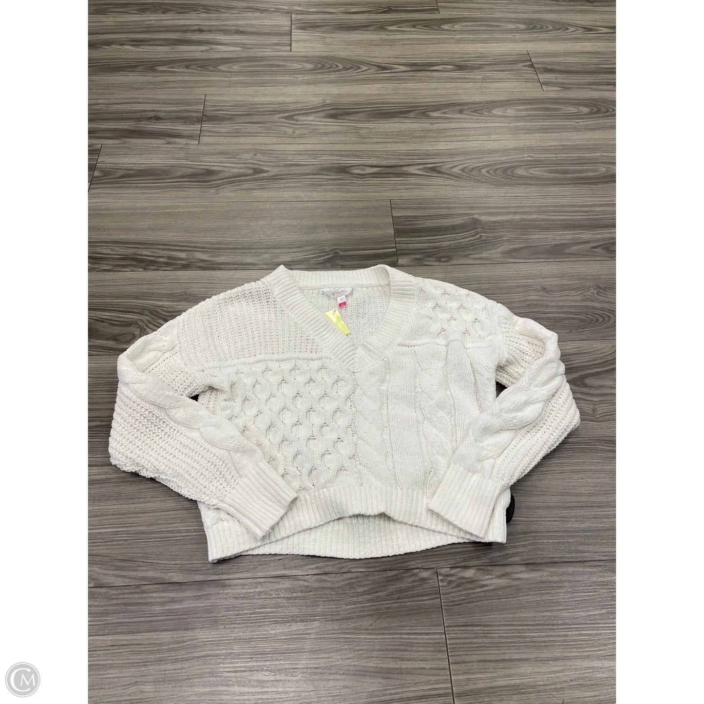 Sweater By No Boundaries In White, Size: S