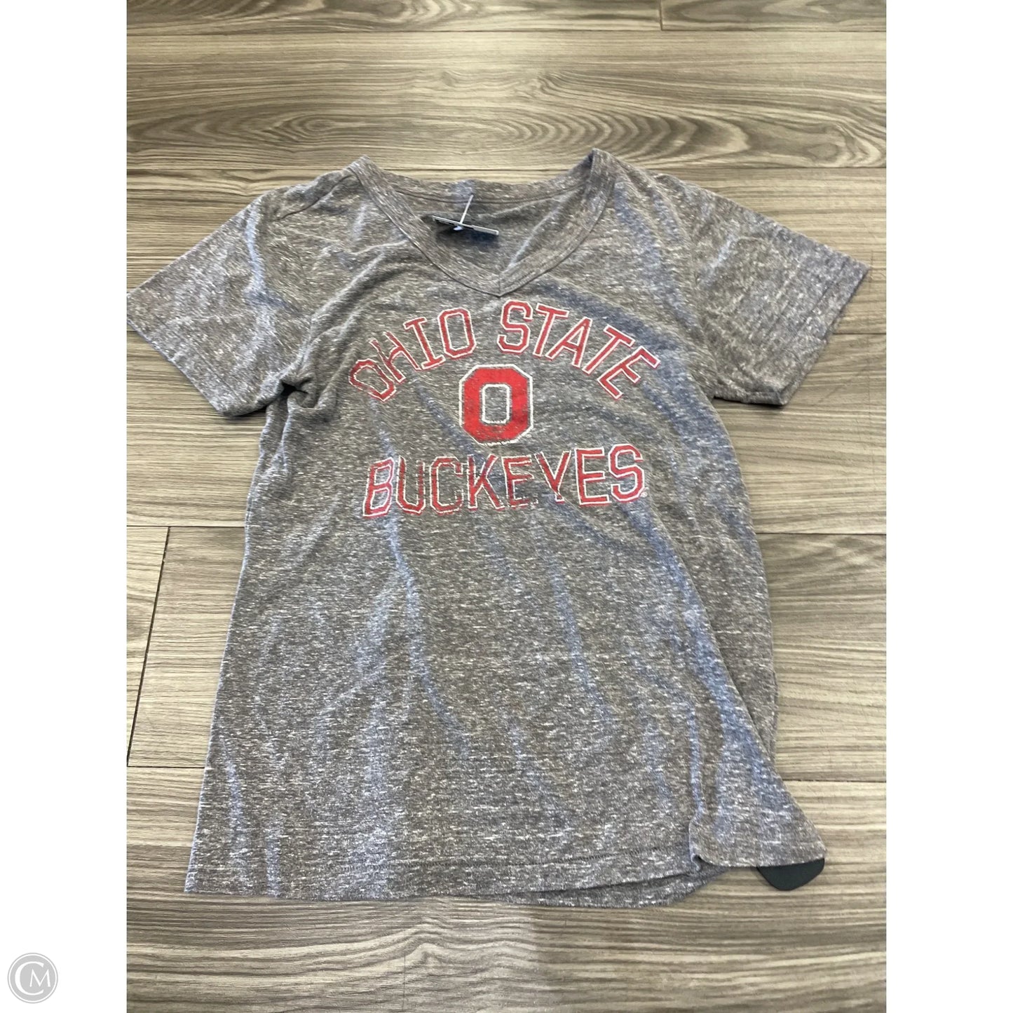 Top Short Sleeve By Clothes Mentor In Grey, Size: M