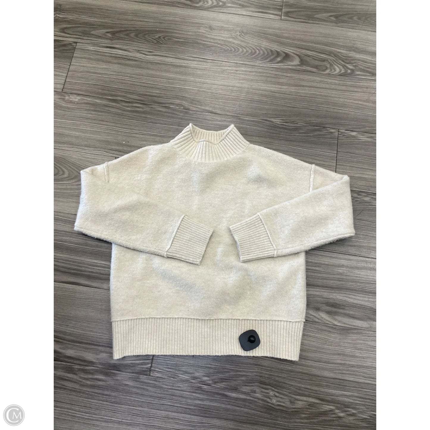 Sweater By Universal Thread In Cream, Size: Xs