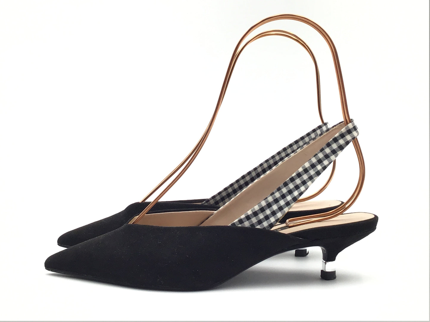 Shoes Heels Kitten By Zara Basic  Size: 5.5