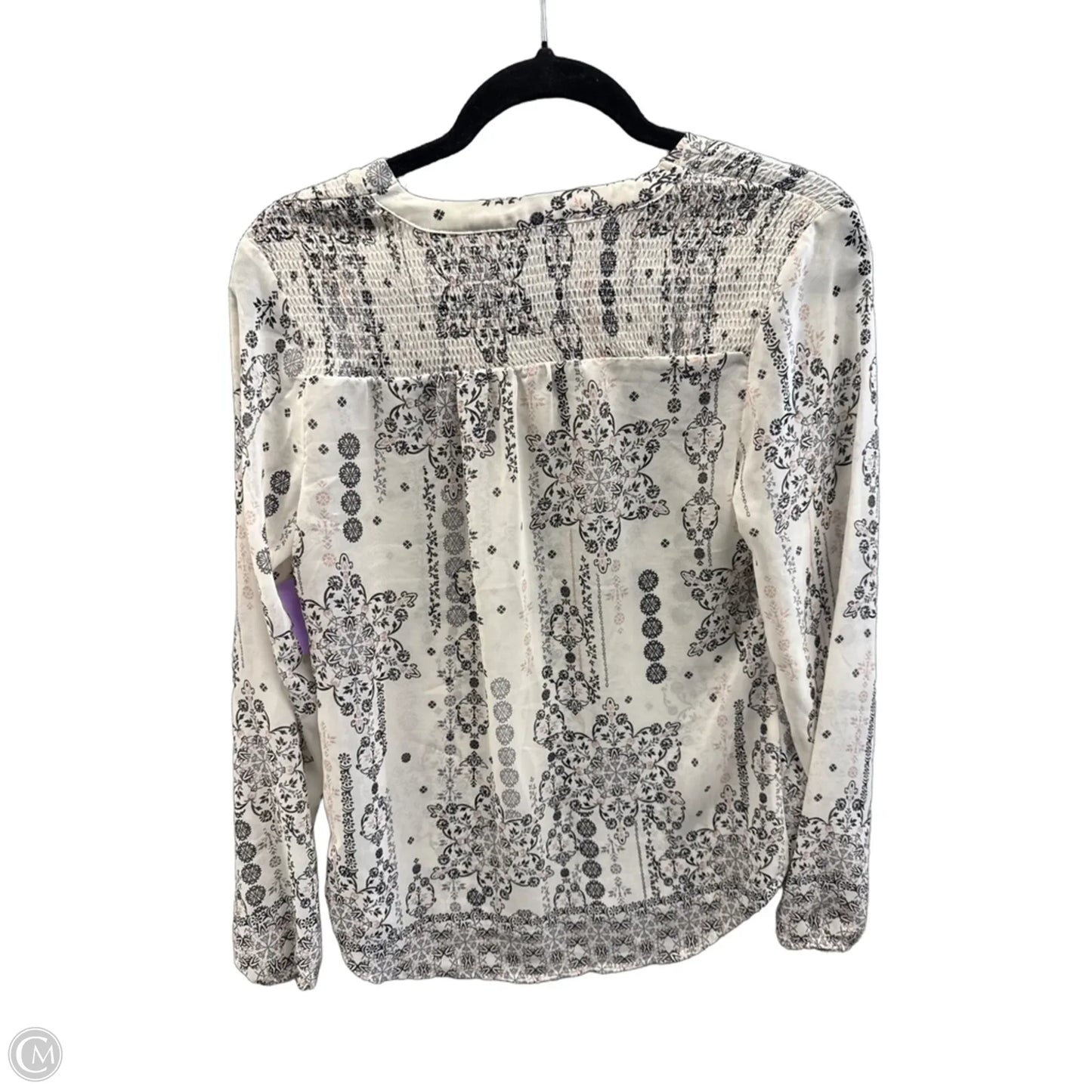 Top Long Sleeve By Maurices In Cream, Size: S