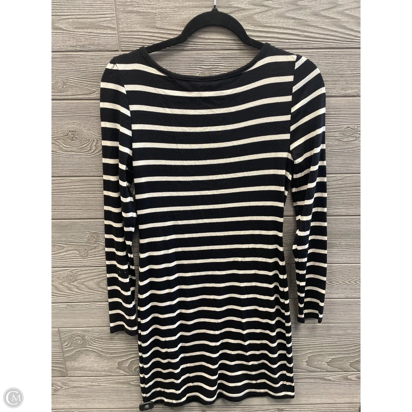 Dress Casual Midi By Old Navy In Striped Pattern, Size: M