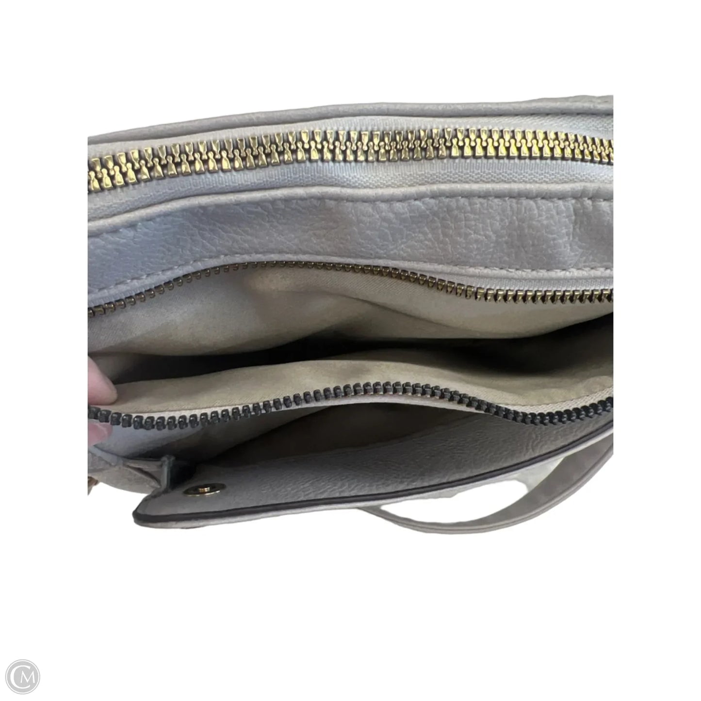 Crossbody By Clothes Mentor, Size: Large