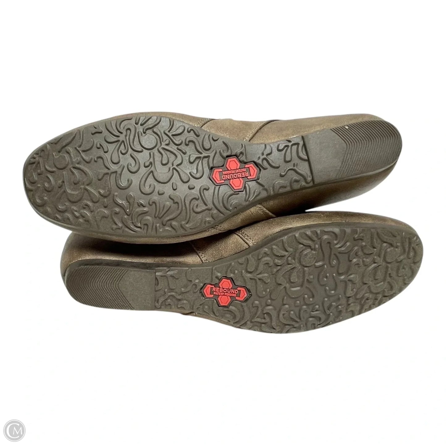 Boots Ankle Flats By Bare Traps In Tan, Size: 10