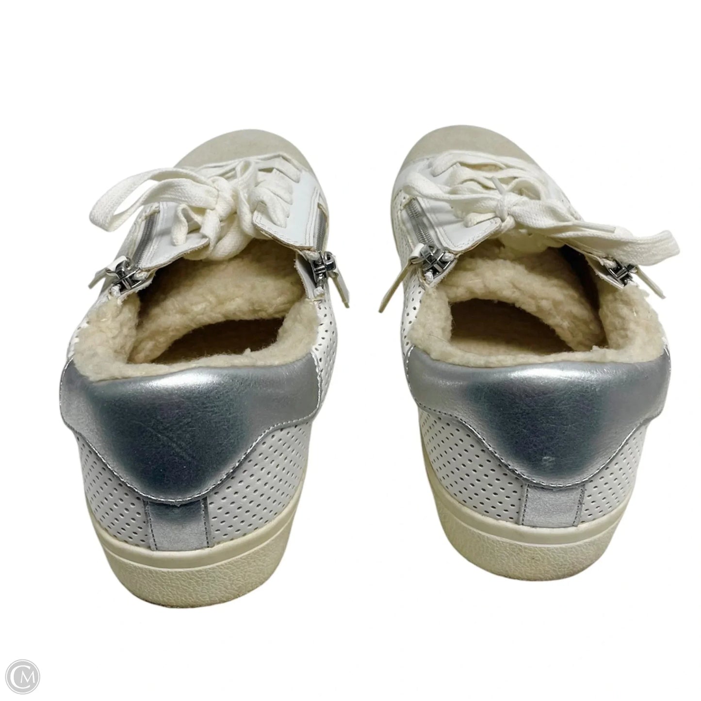 Shoes Sneakers By Steve Madden In Beige, Size: 9.5