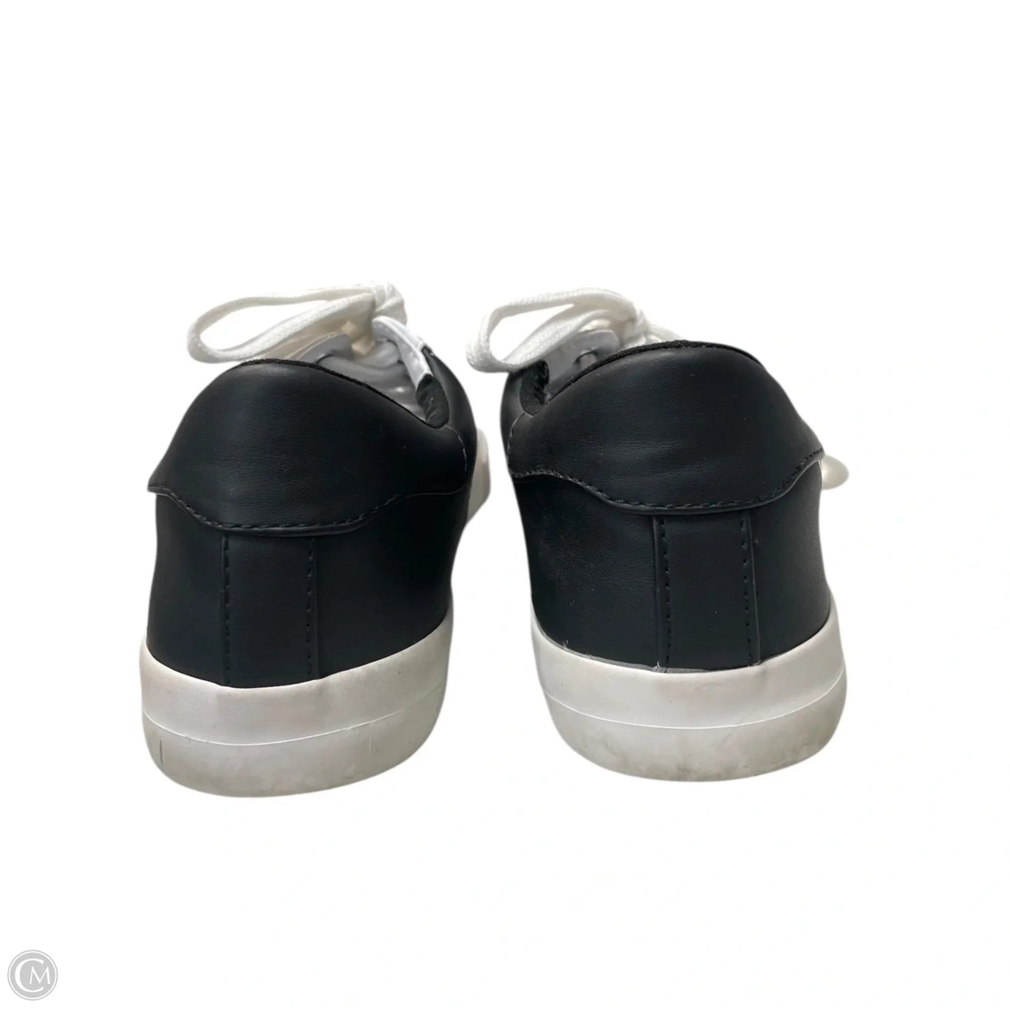 Shoes Sneakers By Guess In Black & White, Size: 9
