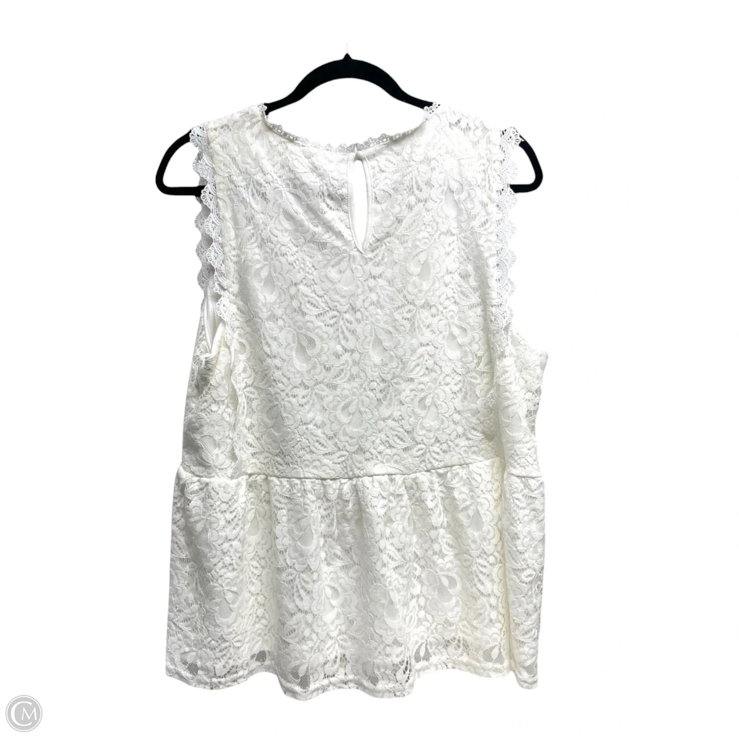 Top Sleeveless By Andree By Unit In White, Size: L