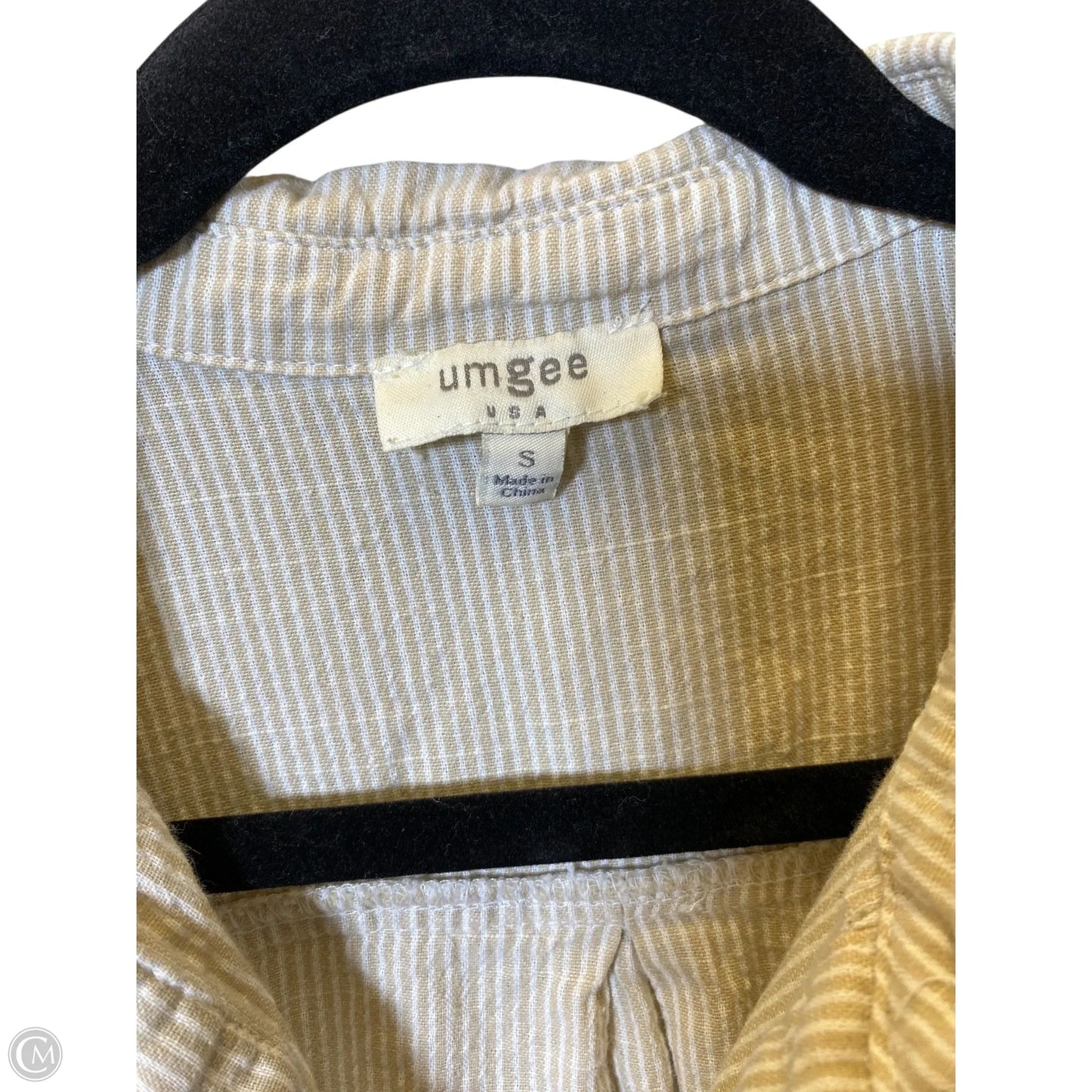 Top Long Sleeve By Umgee In Beige, Size: S