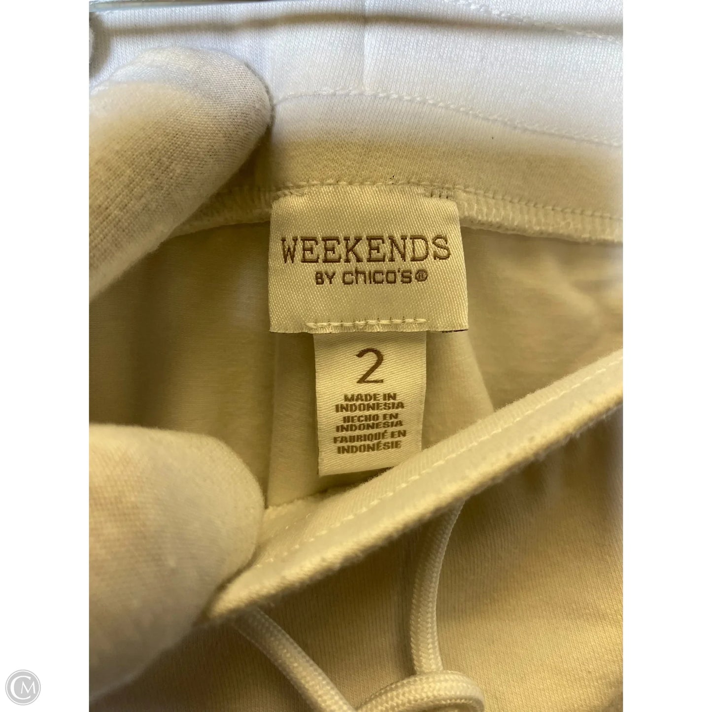 Skort By Chicos In White, Size: L