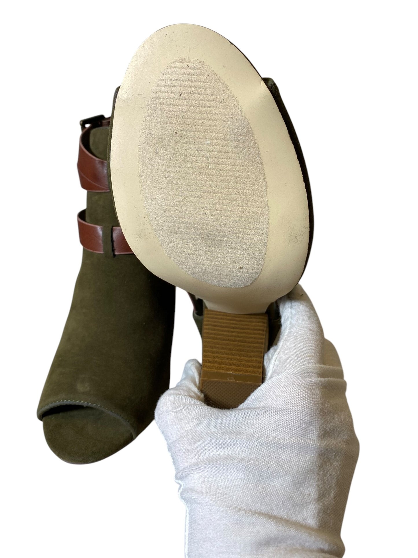 Sandals Heels Block By Shoedazzle Size: 9.5