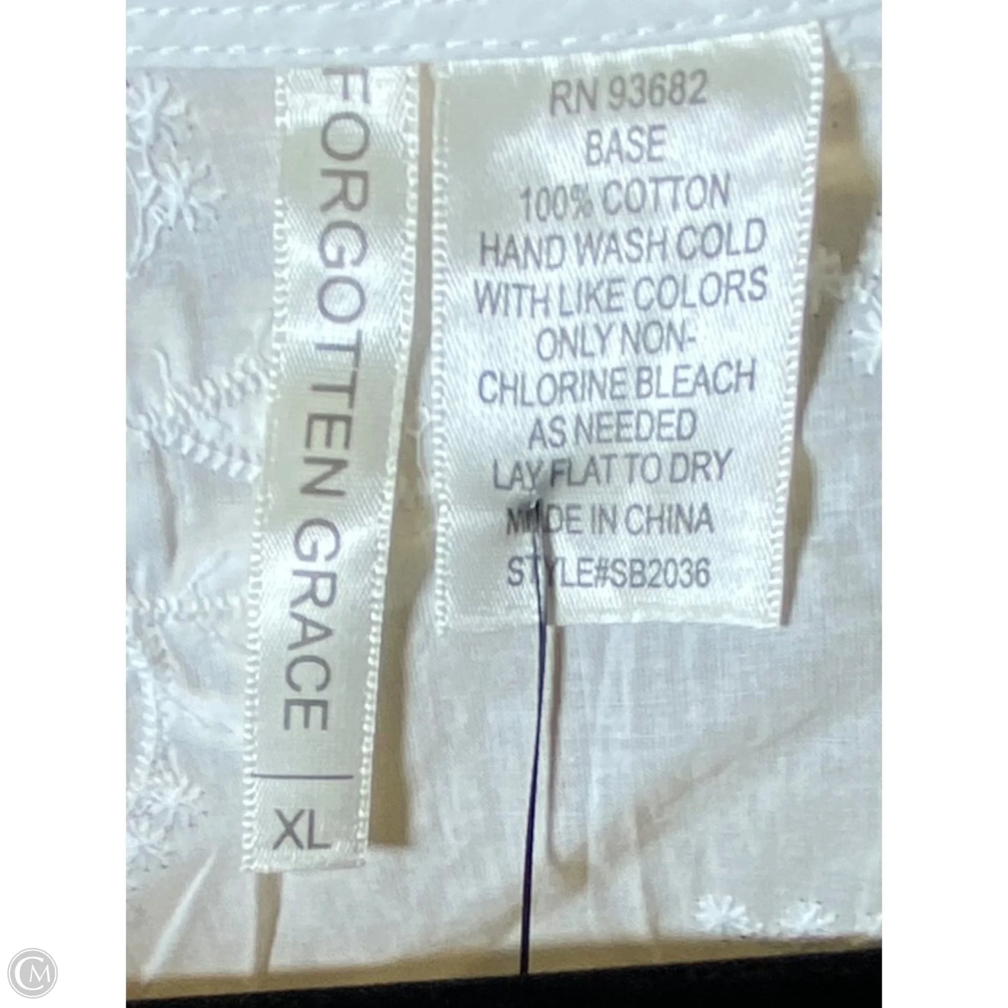 Top Short Sleeve By Clothes Mentor In White, Size: Xl