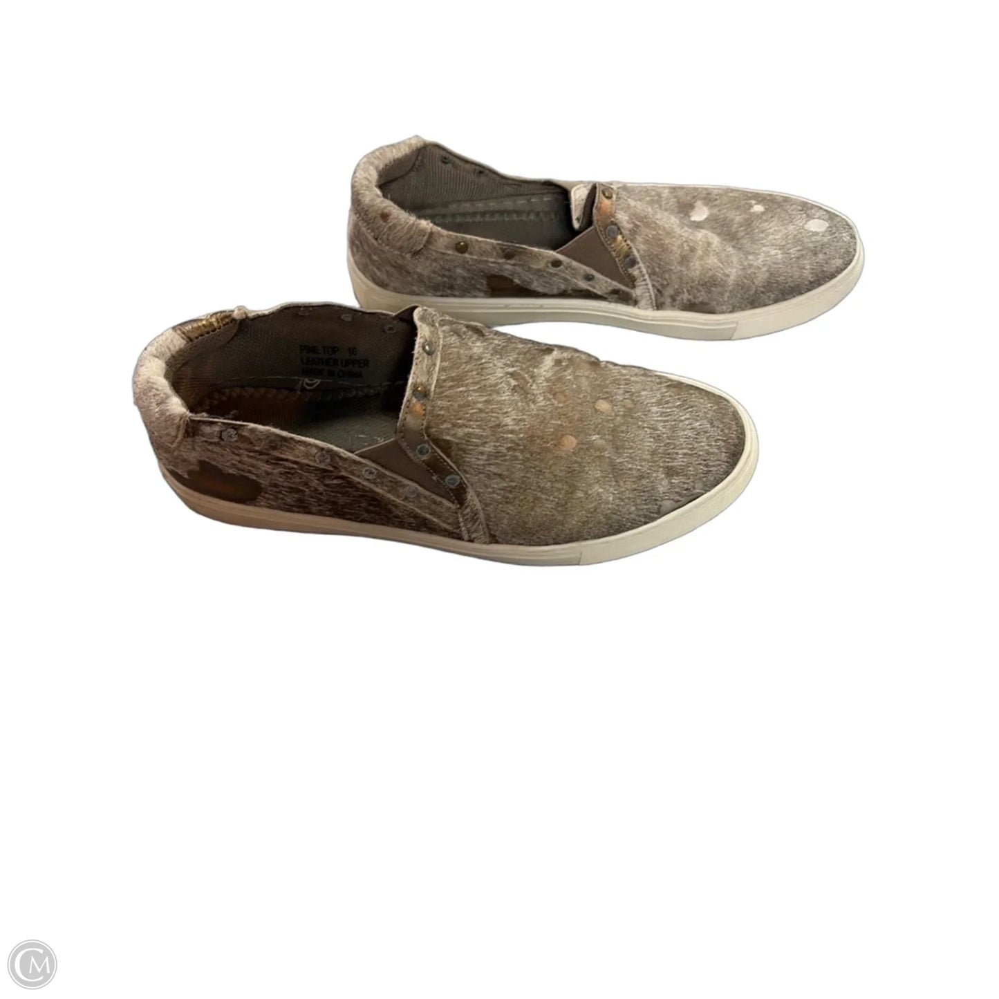 Shoes Sneakers By Corkys In Tan, Size: 10