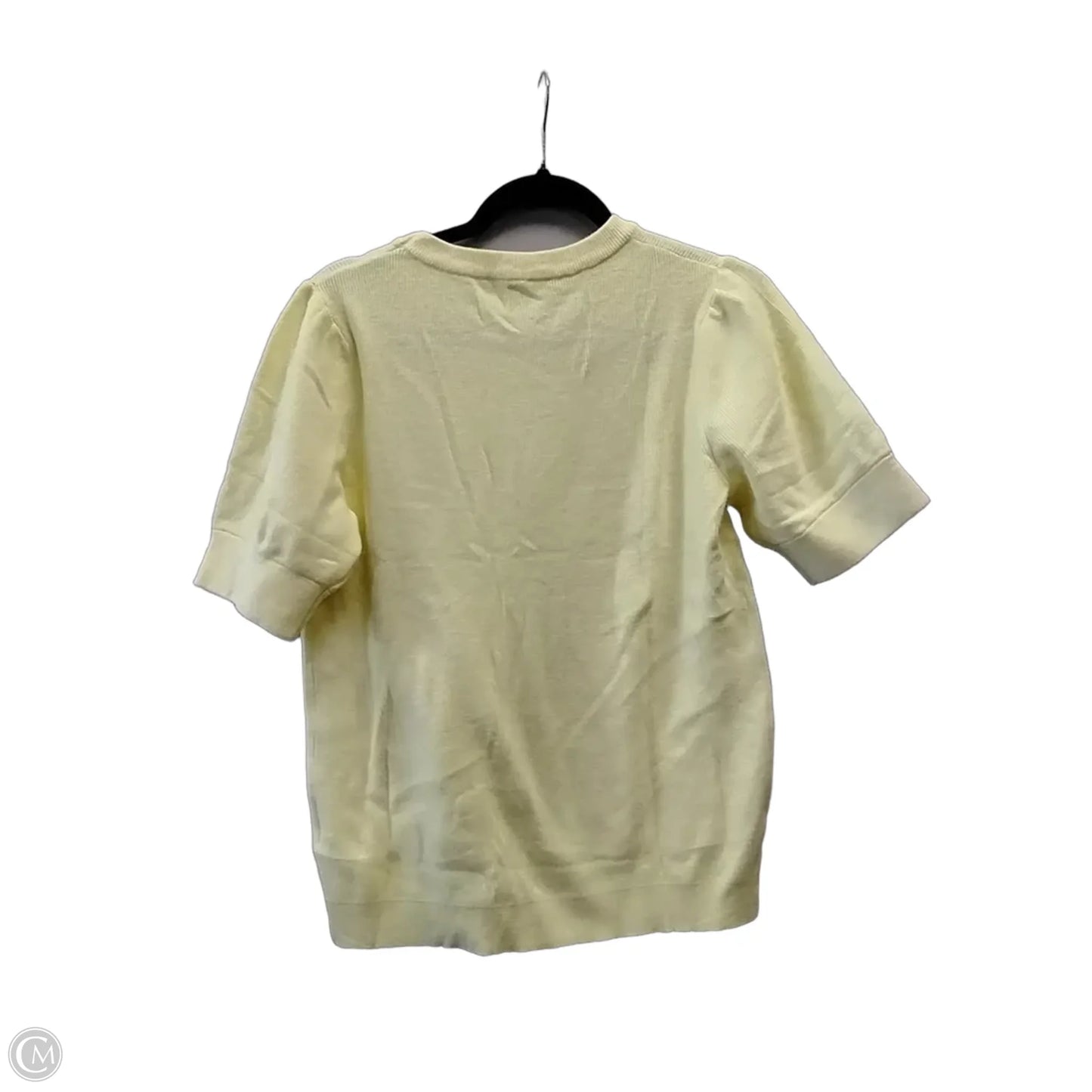 Sweater Short Sleeve By Clothes Mentor In Yellow, Size: M