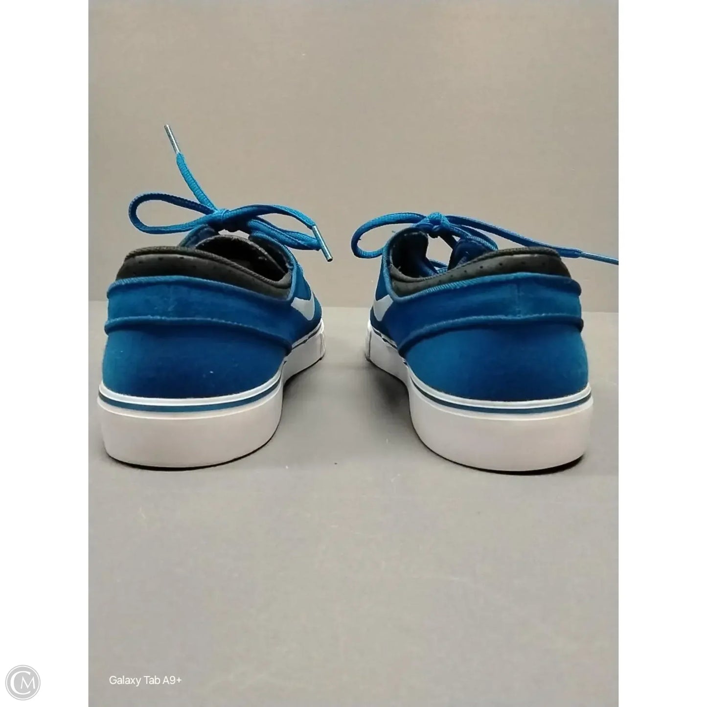 Shoes Athletic By Nike In Blue, Size: 7.5