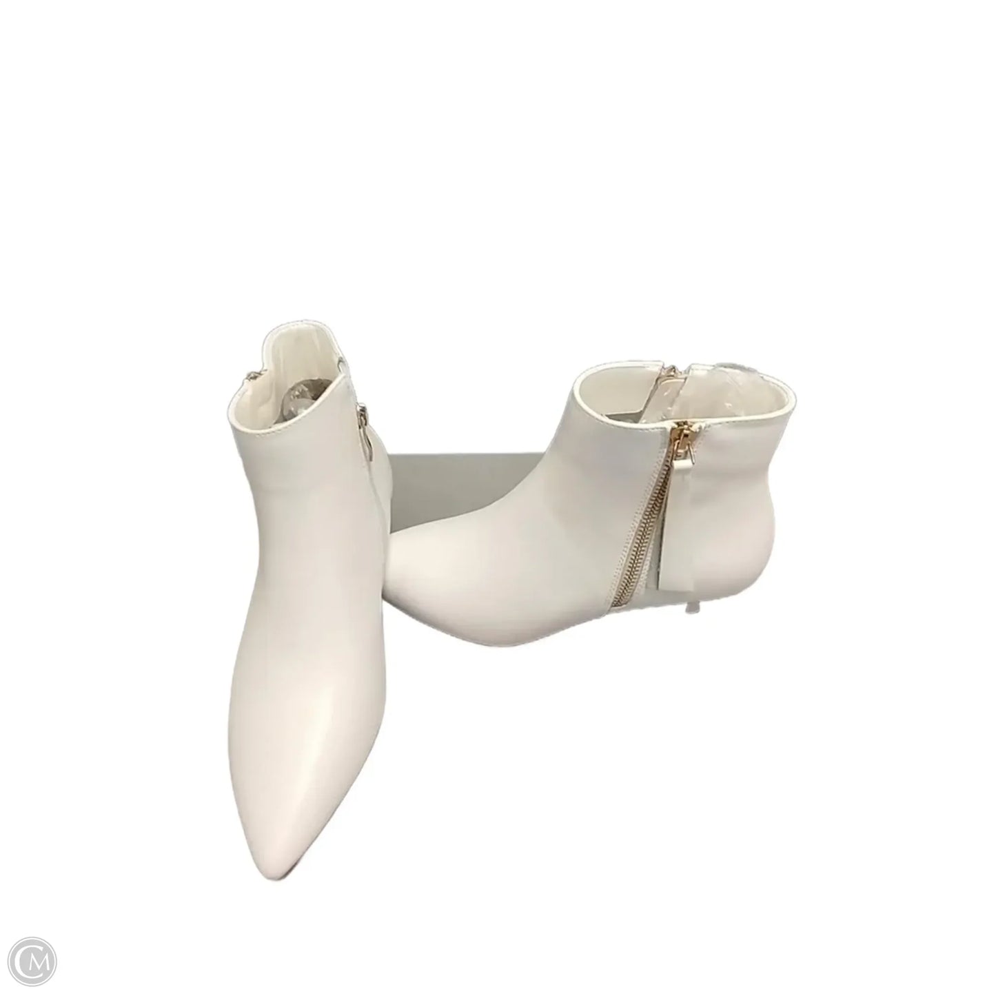 Boots Ankle Heels By Clothes Mentor In White, Size: 5.5