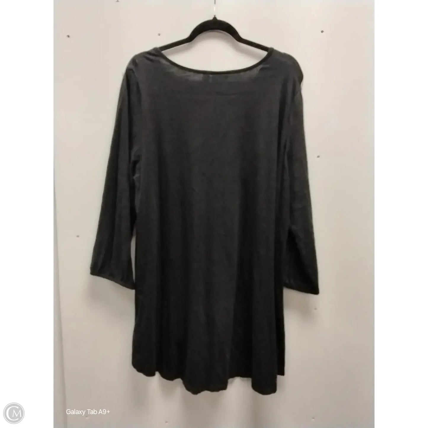 Top Long Sleeve By Logo In Black, Size: Xl