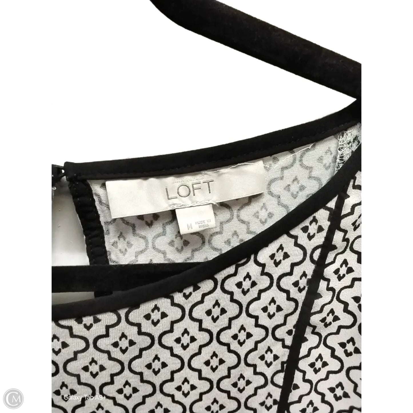Blouse Long Sleeve By Loft In Geometric Pattern, Size: M
