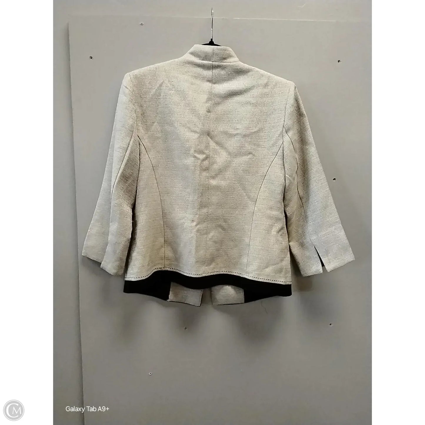 Blazer By Dressbarn In Cream & Green, Size: M