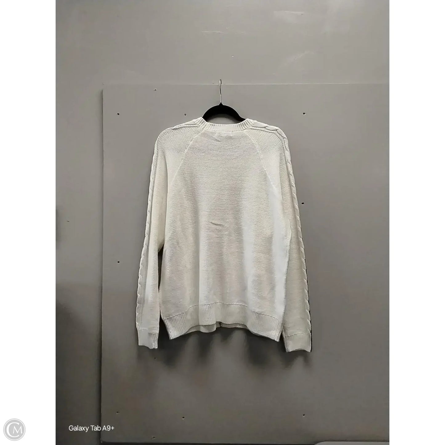 Sweater By Liverpool In White, Size: Xl
