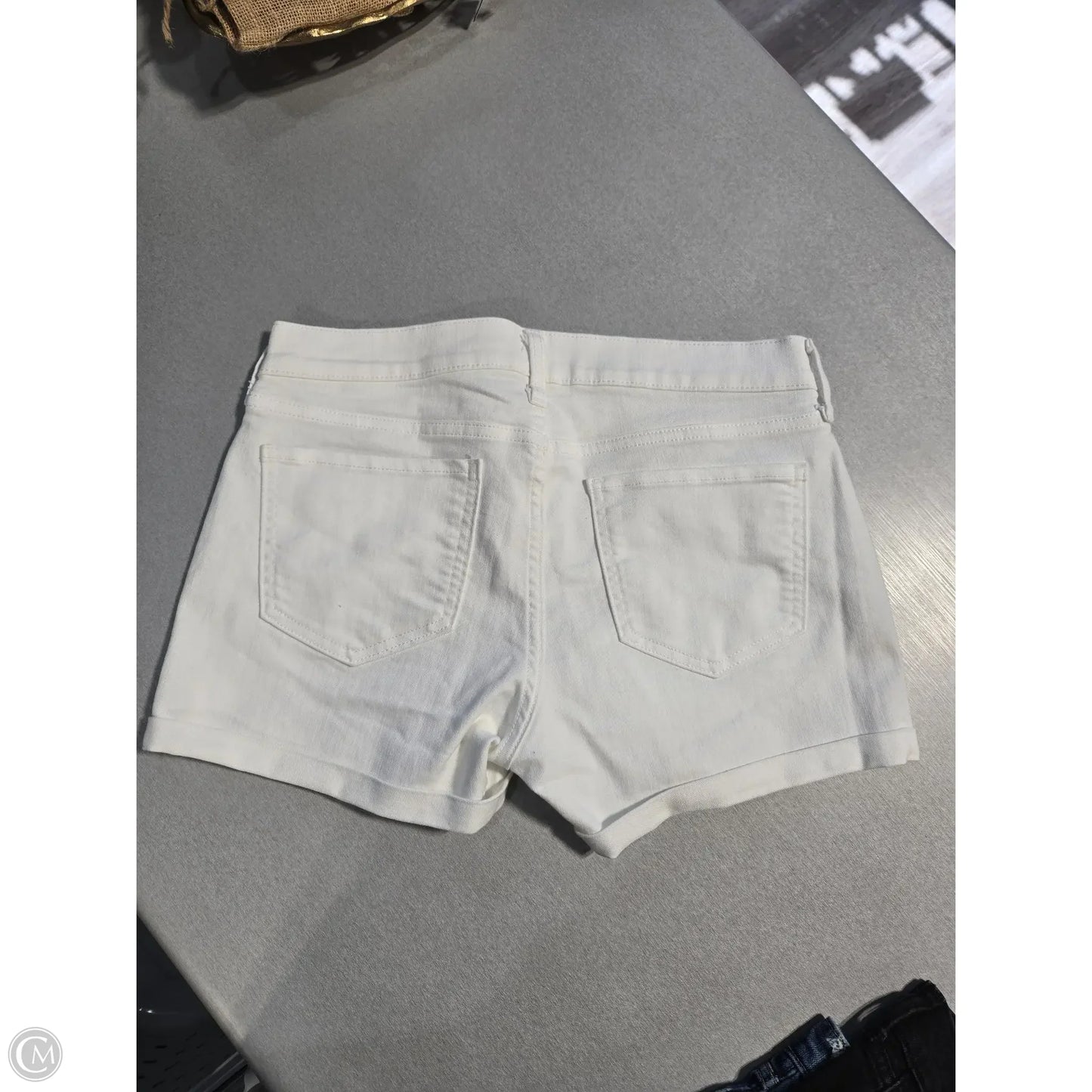 Shorts By Old Navy In White, Size: 6