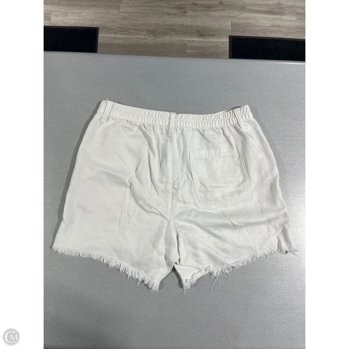 Shorts By Aerie In White, Size: M