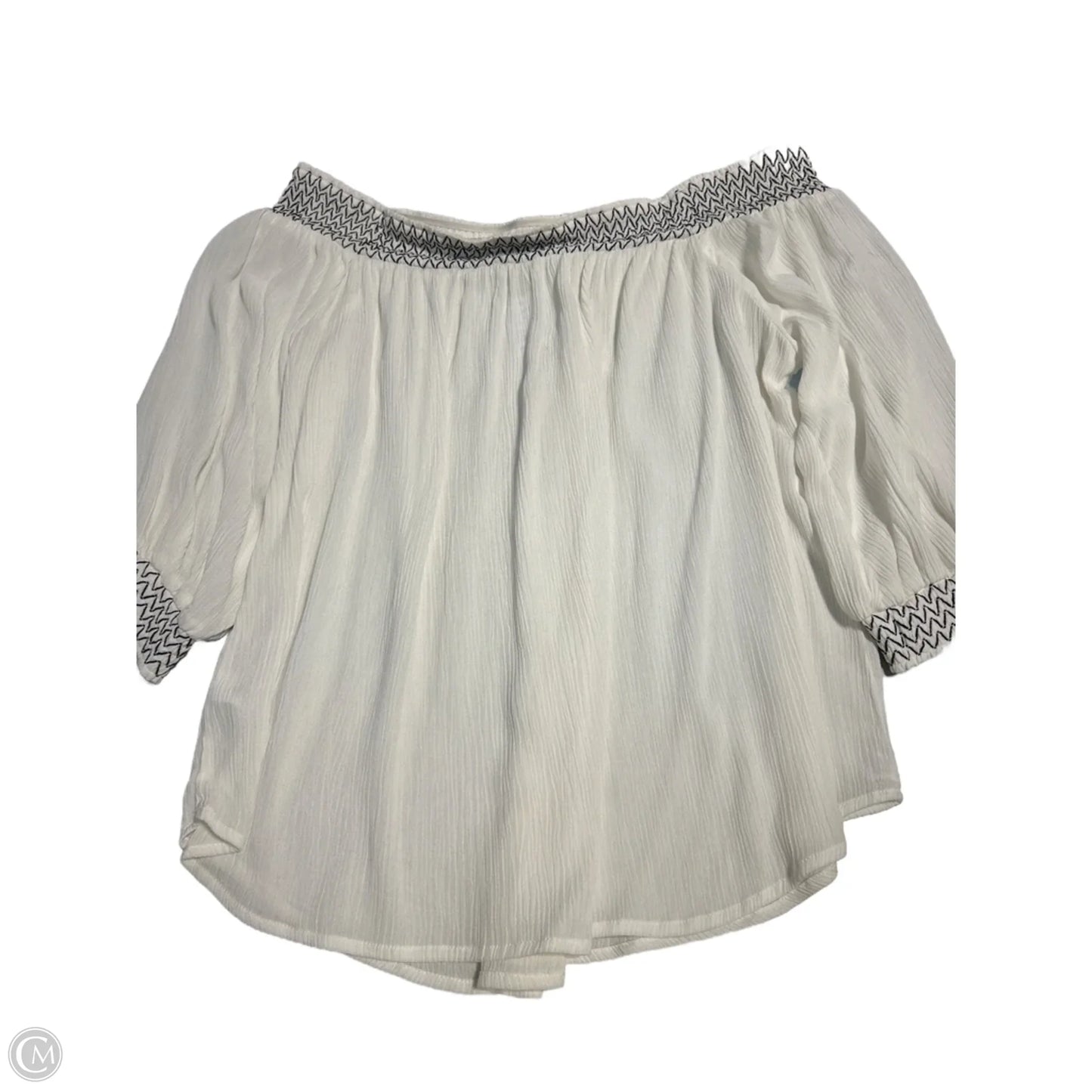 Top Long Sleeve By Maurices In White, Size: M