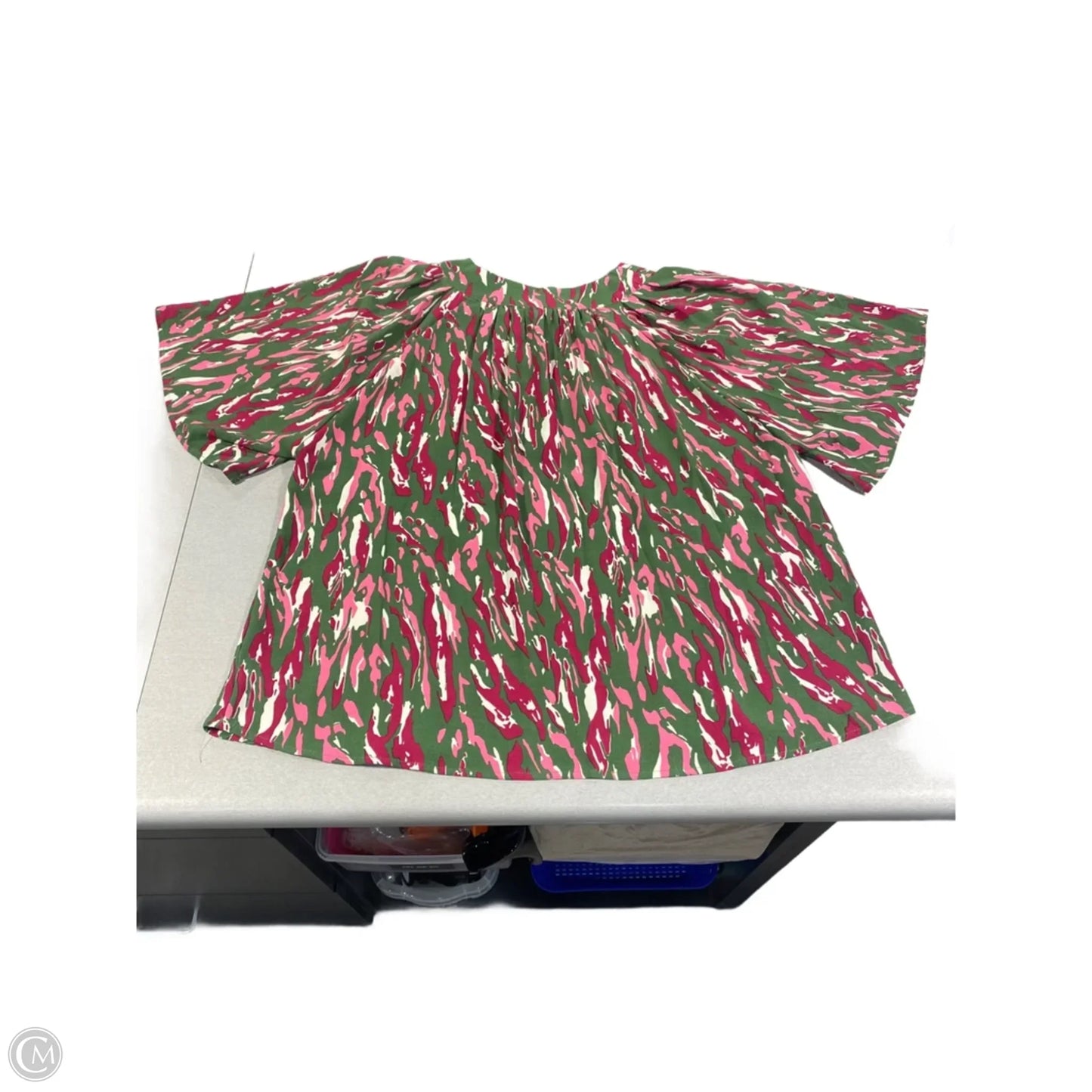 Top Short Sleeve By Michelle Mcdowell In Green & Pink, Size: L