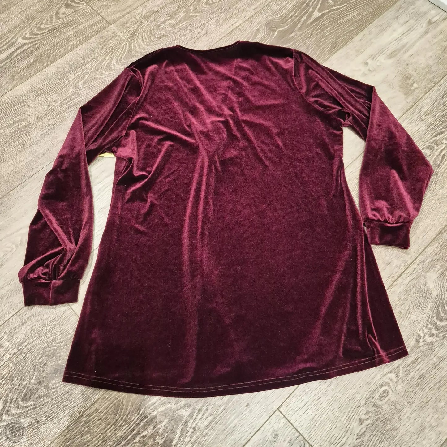 Top Long Sleeve By Cmc In Maroon, Size: Xl