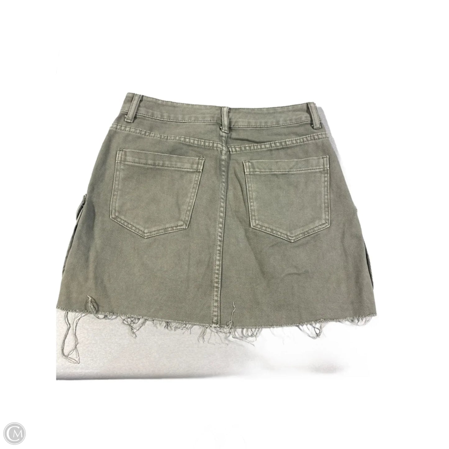 Skirt Mini & Short By Blu Pepper In Green, Size: M