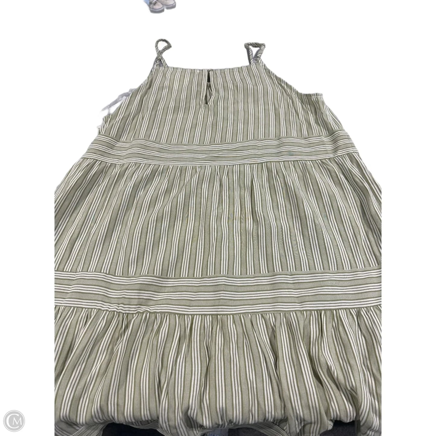 Dress Casual Short By Staccato In Green & White, Size: L