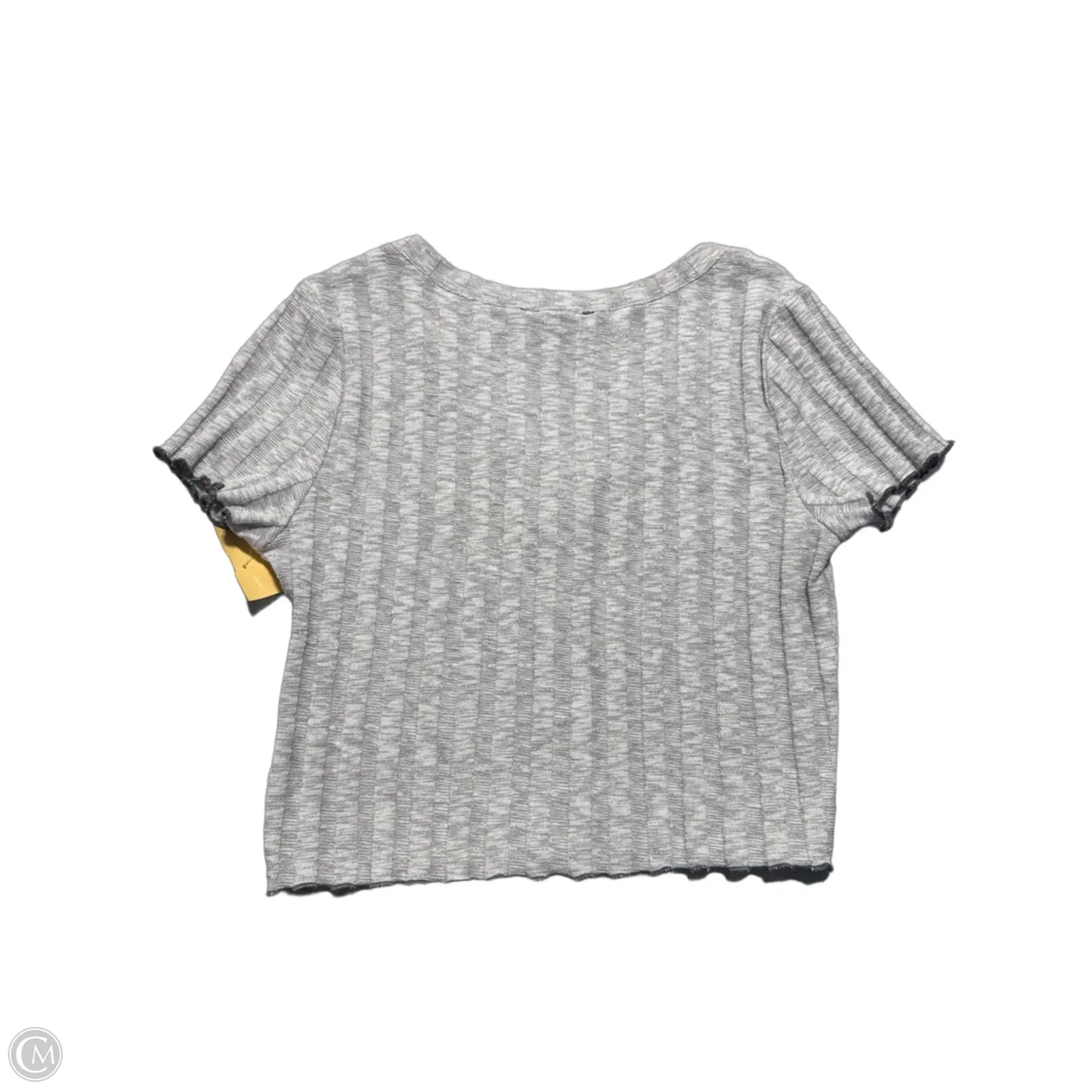 Top Short Sleeve By Forever 21 In Grey, Size: L