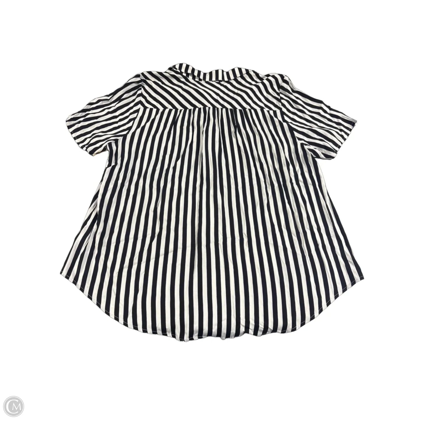 Top Short Sleeve By Torrid In Black & White, Size: 2x