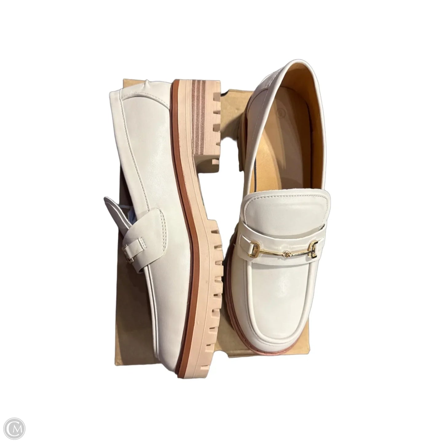 Shoes Flats By Cmc In Cream, Size: 9