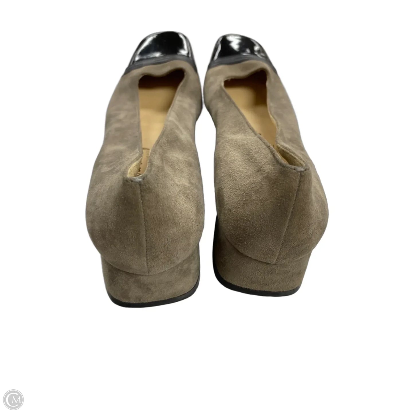 Shoes Luxury Designer By Ferragamo In Black & Tan, Size: 8.5
